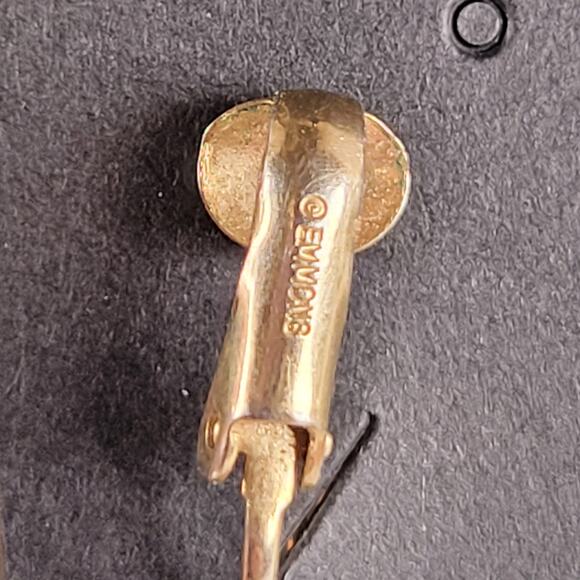 Vintage Emmons Gold Tone White Cabochon Clip-On Earrings Floral Design - Picture 13 of 16